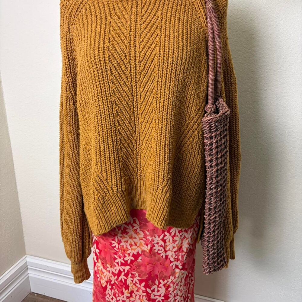 Madewell Chunky Knit Yellow Minimalist Timeless Classic Boho Chic Sweater